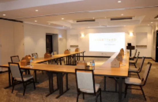 聖薩爾瓦多萬怡飯店