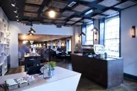 The 1852 Hotel - Self Check-IN Hotels in Belfast