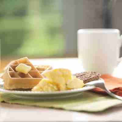 Drury Inn & Suites Pittsburgh Airport Settlers Ridge Dining/Meeting Rooms