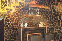 Poppys Vista Hotel - bar