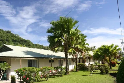 Kosrae Nautilus Resort Hotels near Kosrae Museum