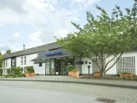 Hotel am Wald Hotels near St. Barbara - Langenfeld-Reusrath