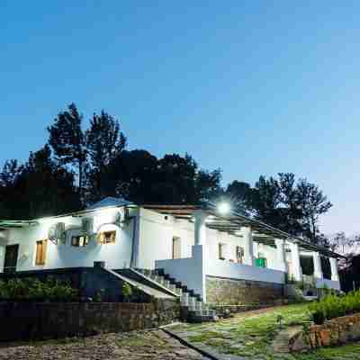 The Inglewood Bungalow Hotel Exterior