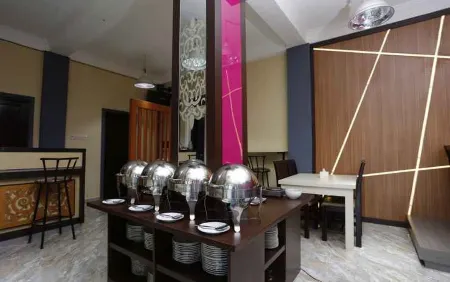 Putra Kahayan Hotel Отели в г. Menteng