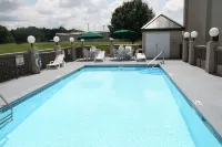 Hampton Inn Tullahoma - Swimmingpools