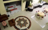 Hotel Grand Mahkota Lamongan Hotels in Lamongan