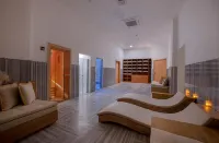 Lucky Monkey Hotel - spa