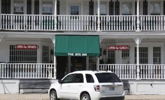 The Tilton Inn