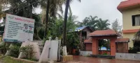 Holiday Cottage Inn Hotels in Gorhe Khurd