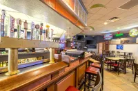 Ramada by Wyndham North Platte & Sandhills Convention Ctr - bar