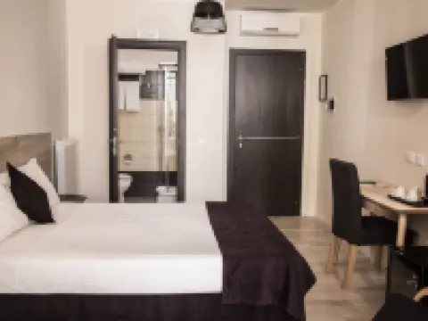 Dada Suites Hôtels à proximité de : Colisée