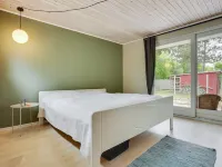 "Nannah" - 250m from the Sea