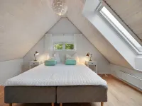 "Malinda" - 500m from the Sea