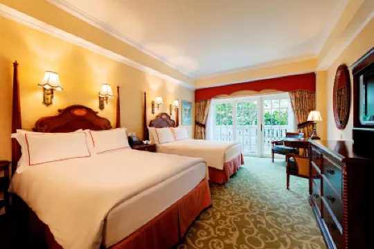 Hong Kong Disneyland Hotel