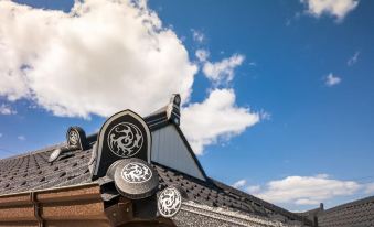 Ganghwado Joundoldamsairo Pension (Hanok)