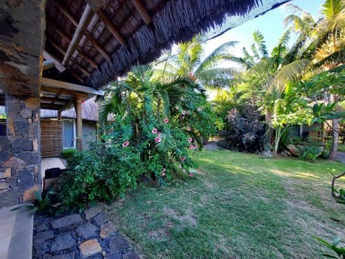 Hotel Brahmanhut - Eco Hut Experience in Harmony with Nature, Wellbeing and Spirit, Exterior, Garden