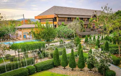 AU Place Hotel Hotel in zona Wat Pa Phutthayan