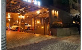 Ritz Seoul Hotel