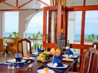 Lantana Galu Beach - breakfast