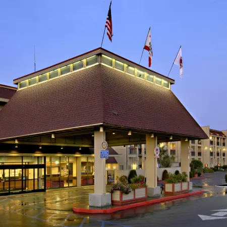Red Lion Hotel Eureka