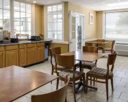 Rodeway Inn Colonial Heights I-95 - Kæledyr tilladt