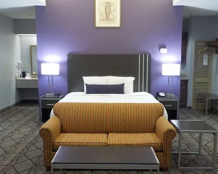 SureStay Plus Hotel by Best Western Warner Robins AFB Hotels in Warner Robins