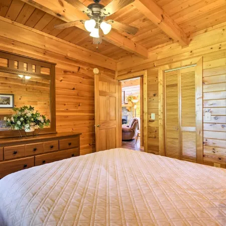 Sevierville Retreat Private Hot Tub and Lake Views!