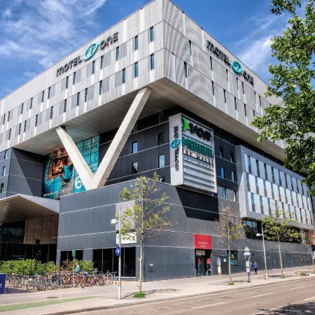 Motel One Wien Westbahnhof Отели рядом с достопримечательностью «07. Нойбау»