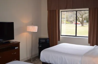 Brookshire Inn Hotels in der Nähe von Hatfield and McCoy Historic Sites