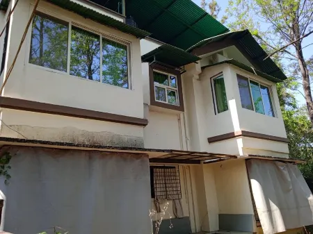 Raval House Отели в г. Панчгани