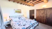 Villa indipendente - 10 posti letto - piscina - pergolato - parco giochi per bambini - wifi