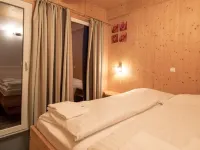 #34 Mit IR-Sauna Und Sprudelbad Innen