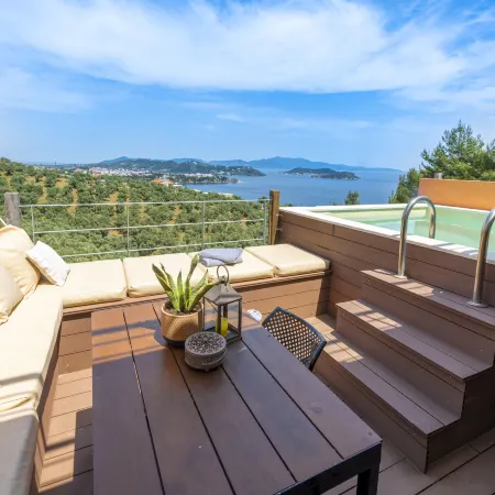 Villa Kallisto with Private Pool and Stunning Sea Views