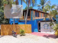 Tower Bridge Hostel Hotels in Bajos de Chila
