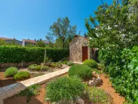 Milka Hotels in Pridraga