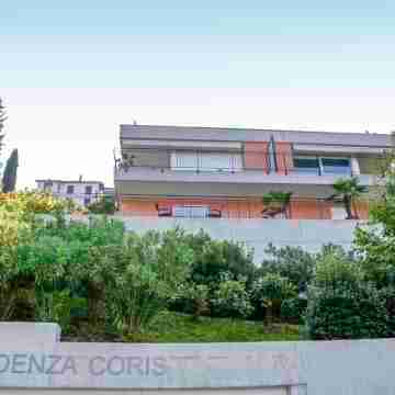 Top Lakeview Hotel Exterior