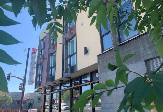 에이든 바이 베스트웨스턴 @ 버클리 썸네일