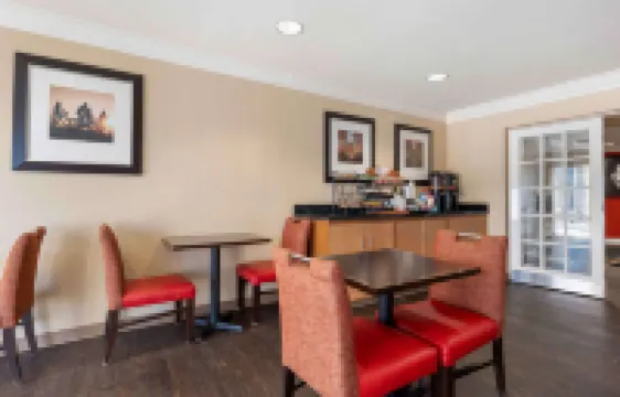 Extended Stay America Suites - Chicago - O'Hare - Allstate Arena