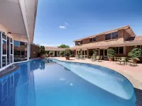 Ibis Styles Canberra - Pools
