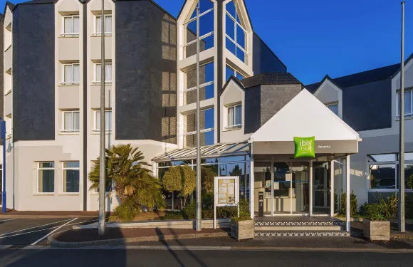 宜必思尚品昂瑟尼中心酒店