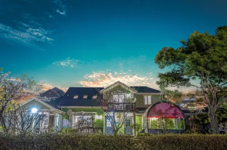 Daebudo Polaris Pension Отели рядом с достопримечательностью «365 대부도 캠핑시티»