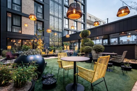 voco Strasbourg Centre - the Garden