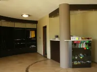 Nkonyeni Lodge & Golf Estate Hotels in Kholwane