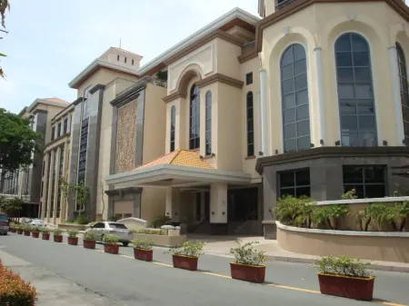 6C Sarasota 4 Residential Resort