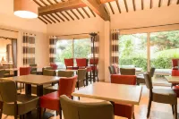 The Originals City Hôtel la Siesta Annonay Est Hotels in Annonay