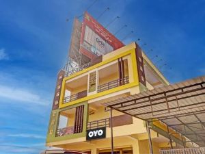 OYO Hotel Akruthi Grand