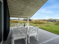 "Elnur" - 100m from the Sea