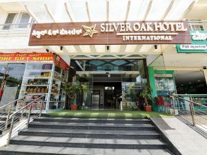 Hotel Silver Oak International