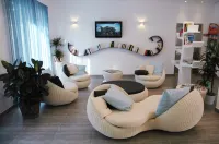 Maree Hotel