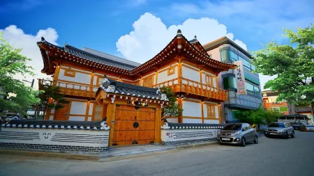 Gongju Moonlight Guesthouse Отели в г. Конджу